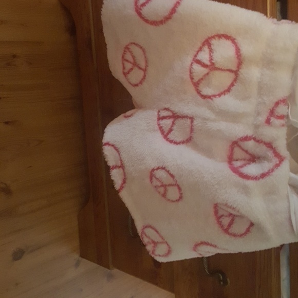 Fleece short - Picture 2 of 2